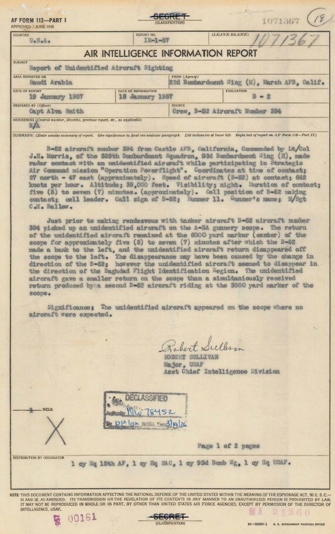 Page one of Air Force Form 112, Air Intelligence Information Report IR 18-1-57, the report of the unidentified aircraft sighting over Saudi Arabia.