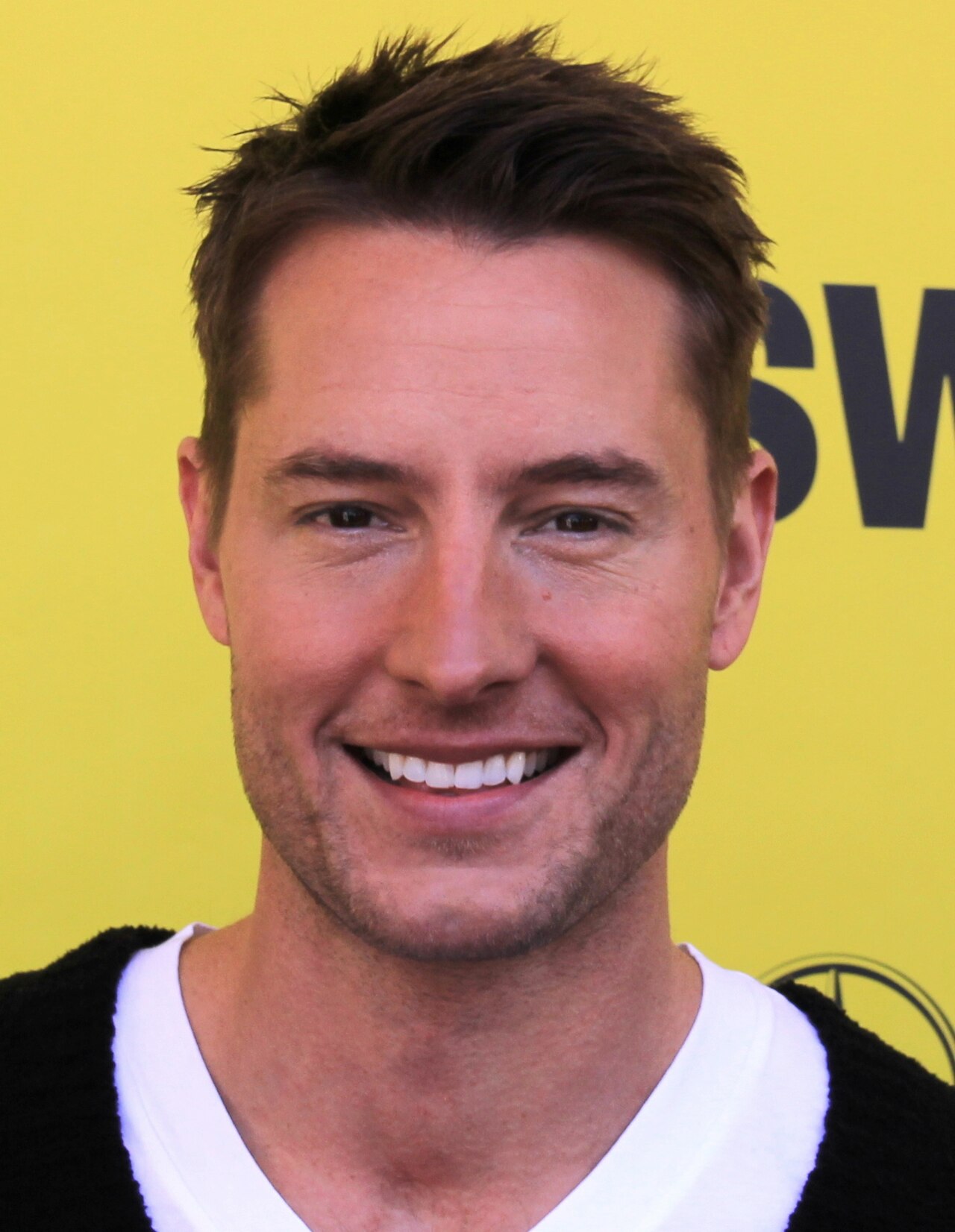 Justin Hartley.